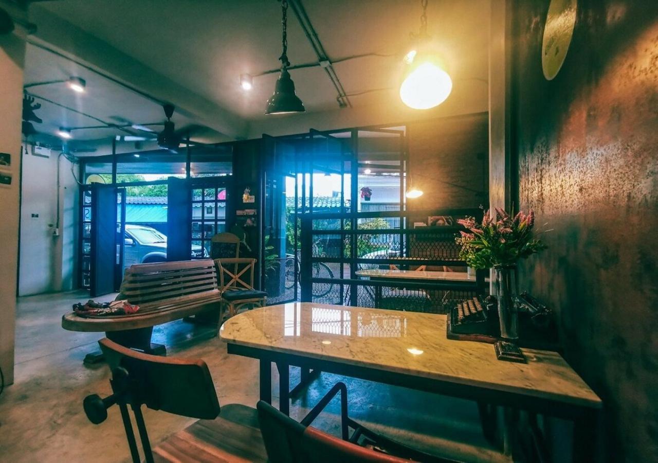 Chernchan Hostel Chanthaburi Exteriör bild