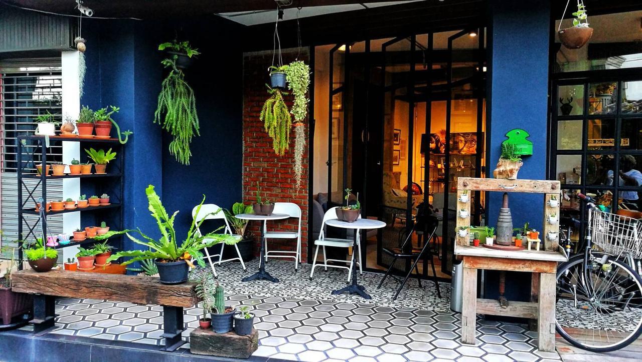 Chernchan Hostel Chanthaburi Exteriör bild