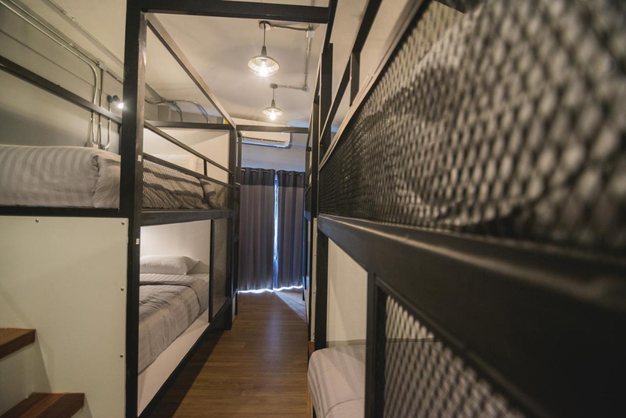 Chernchan Hostel Chanthaburi Exteriör bild